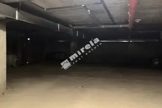 Гараж/Паркомясто в Ямбол, Център