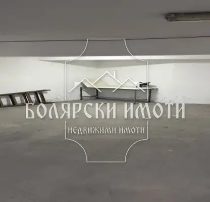 Снимка 4 — Гараж/Паркомясто във Велико Търново, Център