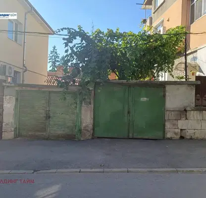 Снимка 4 — Гараж/Паркомясто в Шумен, Център