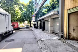 Гараж/Паркомясто в София, Хиподрума