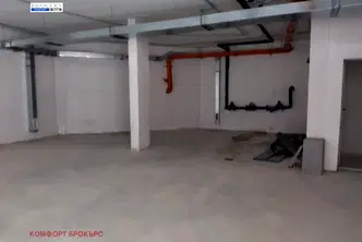 Гараж/Паркомясто във Варна, Левски 2