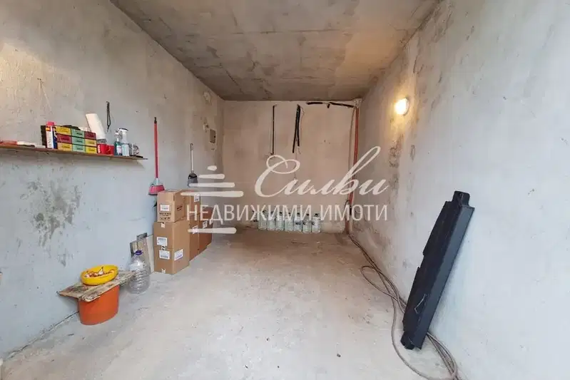 Гараж/Паркомясто в Шумен, Пазара