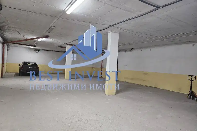 Garage/Parking in Благоев, Запад