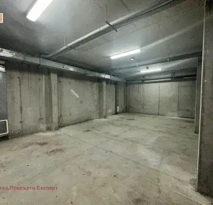 Photo 2 — Garage/Parking in Oblast Blagoevgrad, Bansko