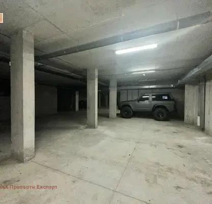 Photo 3 — Garage/Parking in Oblast Blagoevgrad, Bansko