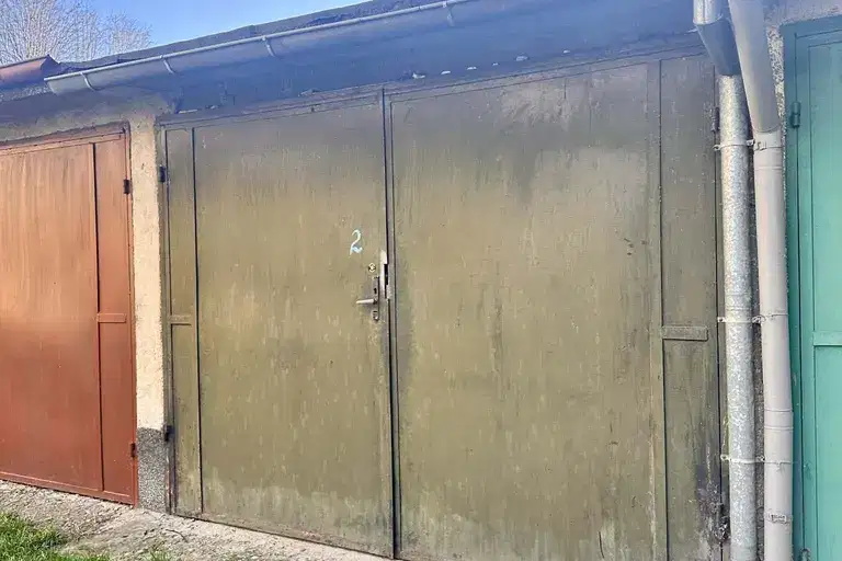 Garage/Parking in Oblast Plovdiv, Karlovo