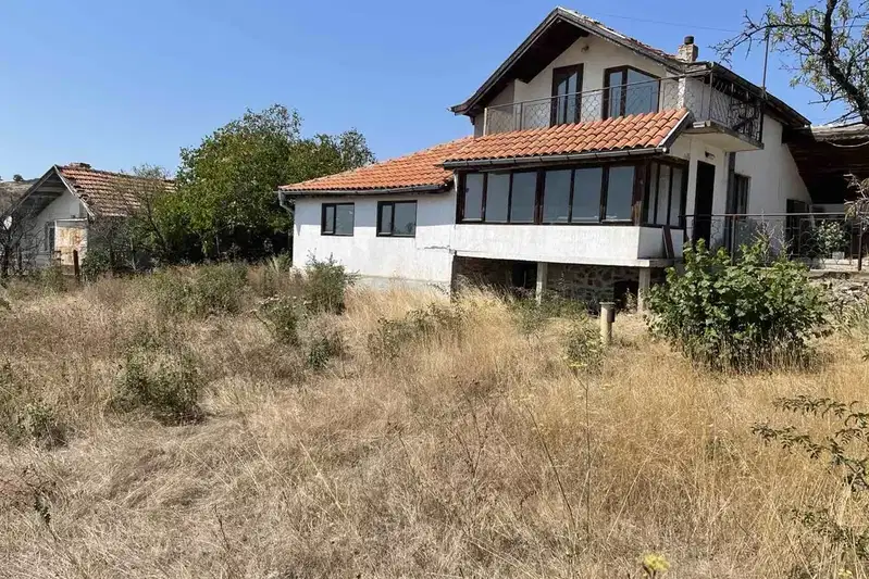 Къща в с. Изворище