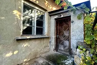 Къща в с. Доброславци