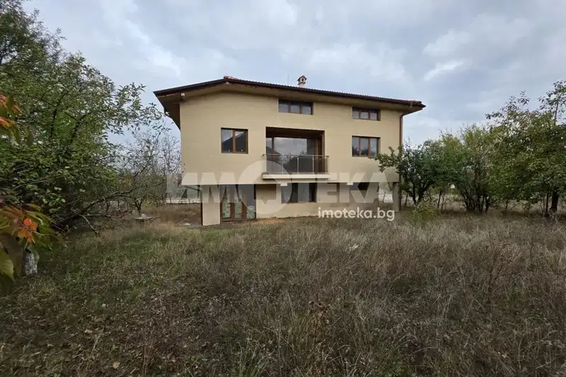 House in Voluyak