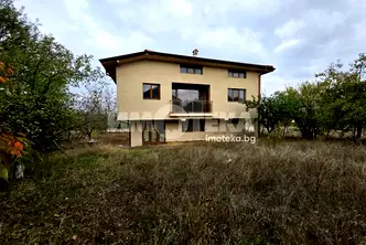 Къща в с. Волуяк