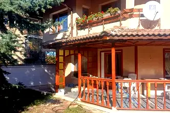 Къща в с. Лозен