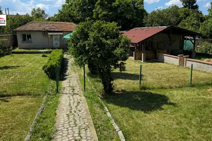 House in Malo Buchino