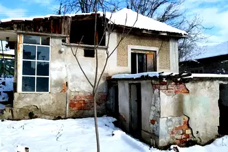Къща в Плевен, 9-ти квартал