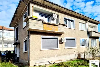 Къща във Велико Търново, Център