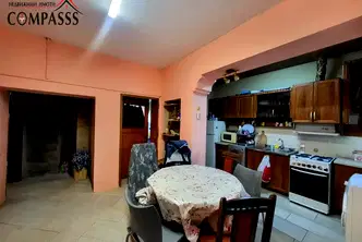 Къща в Добрич, Център