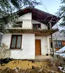 Къща в Перник, Църква