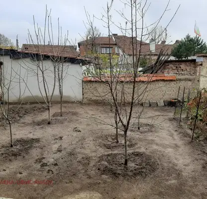 Снимка 4 — Къща в Ямбол, Каргон