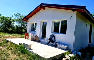 Къща във Варна, м-т Боровец - север