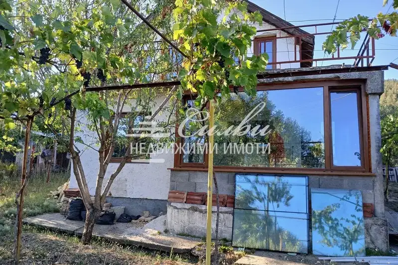 House in Shumen, Pod Manastira