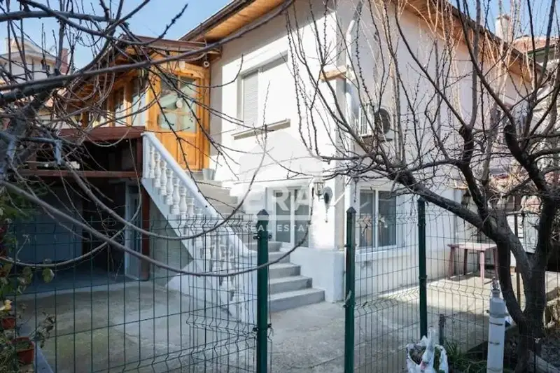 Къща в Хасково, Овчарски