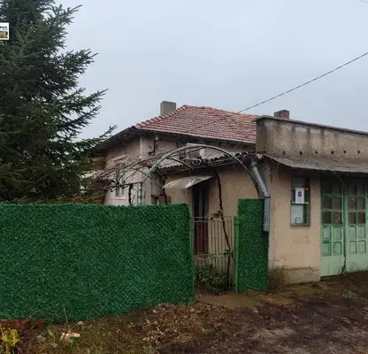 Снимка 2 — Къща в Добрич, Рилци