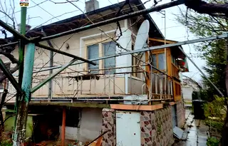 Къща в Добрич, Рилци