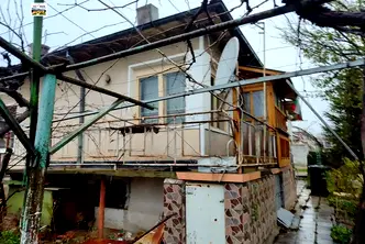 Къща в Добрич, Рилци