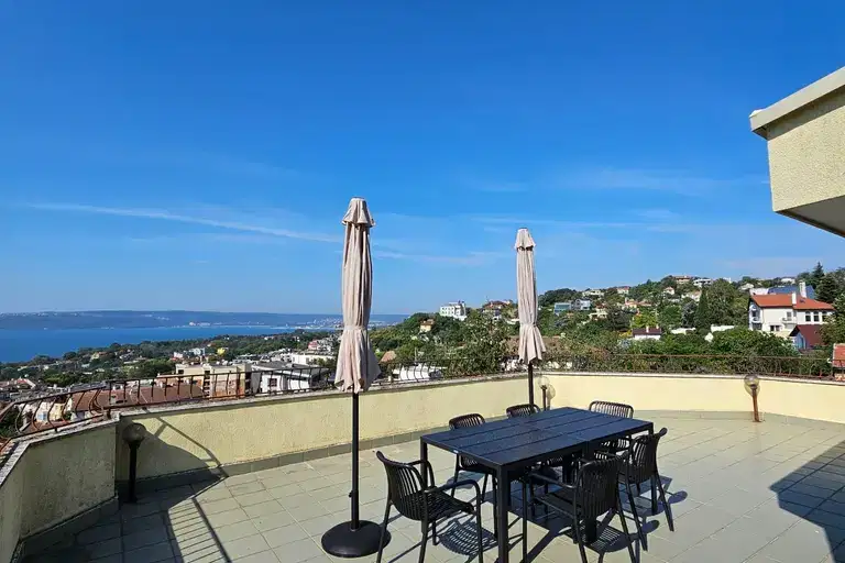 House in Varna, Sveti Nikola