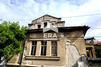 Къща в Хасково, Училищни