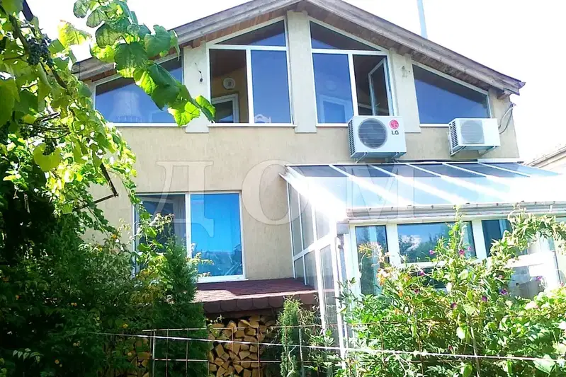 House in Shumen, Voenno Uchilishte