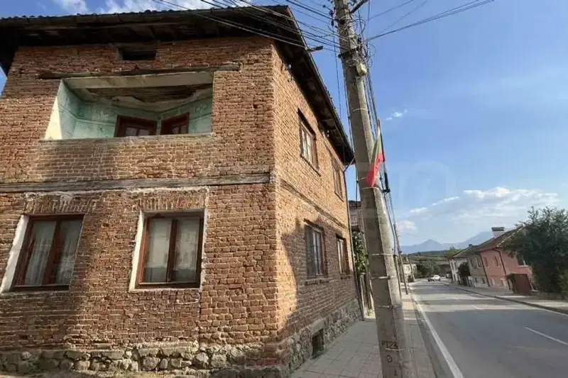 Къща в Благоевград, с. Долно Драглище