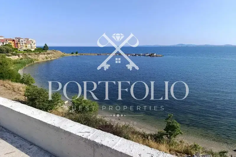 Къща в Бургас, Ахелой
