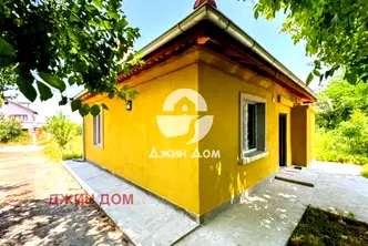 Къща в Бургас, с. Дюлево