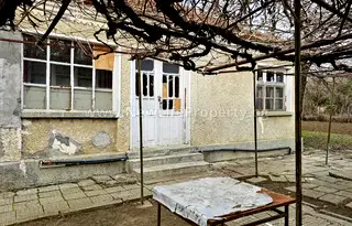 Къща в Бургас, с. Гюльовца