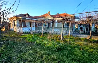 Къща в Бургас, с. Оризаре