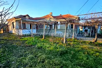 Къща в Бургас, с. Оризаре