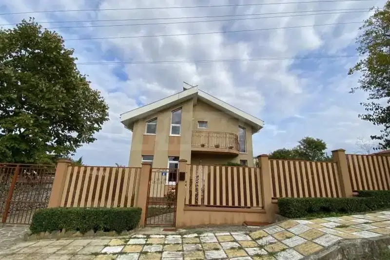 House in Burgas, Pismenovo