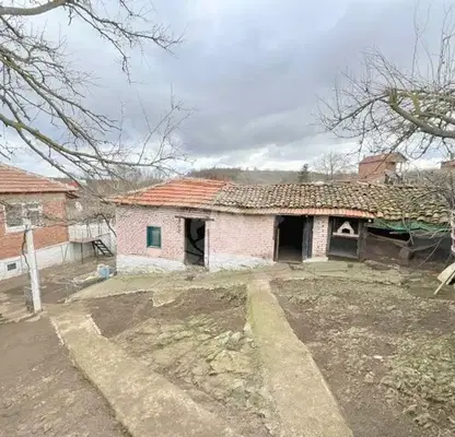 Снимка 4 — Къща в Бургас, с. Зорница