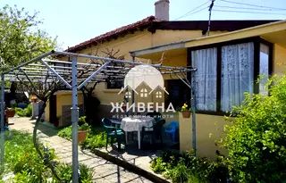 Къща в Добрич, Каварна
