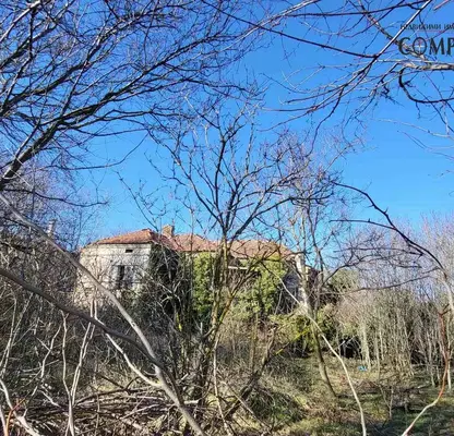 Снимка 4 — Къща в Добрич, с. Генерал Колево