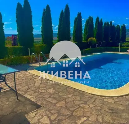 Снимка 2 — Къща в Добрич, с. Оброчище