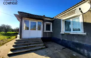 Къща в Добрич, с. Септемврийци