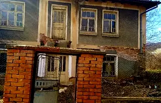 Къща в Габрово, с. Дамяново