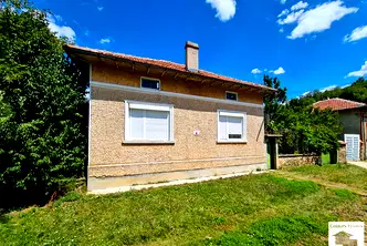 Къща в Габрово, с. Добромирка