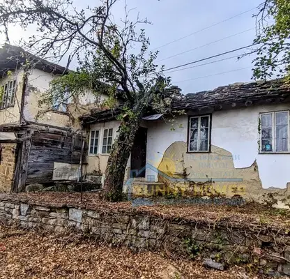 Снимка 3 — Къща в Габрово, с. Катранджии