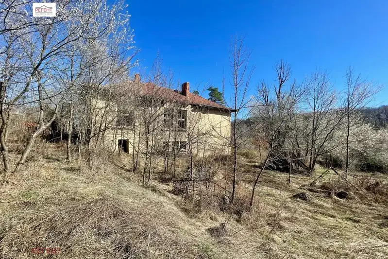 Къща в Габрово, с. Лесичарка