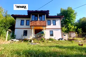 Къща в Габрово, с. Стоките