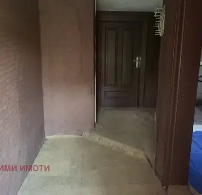 Снимка 5 — Двуетажна къща с двор в с. Съботковци, област Габрово