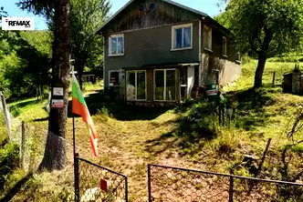 Къща в Габрово, с. Угорелец
