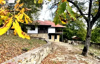 Къща в Габрово, с. Влайчовци